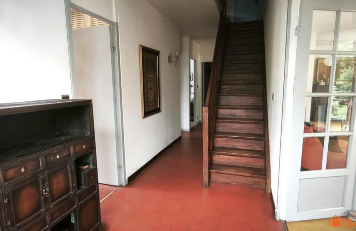 Une maison discrète qui cache un joli privilège — photo 4
