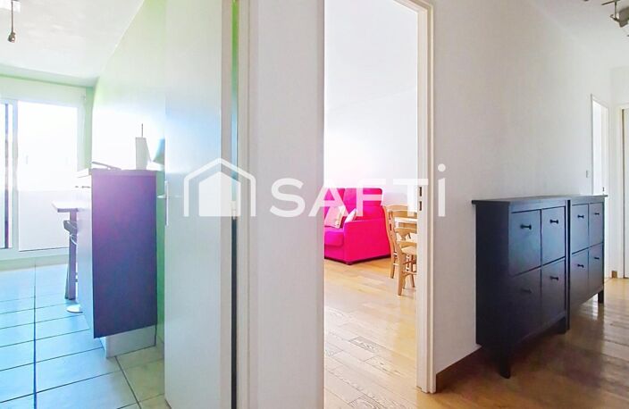 Le calme du dernier étage, à 5 min du métro Robespierre. — photo 4