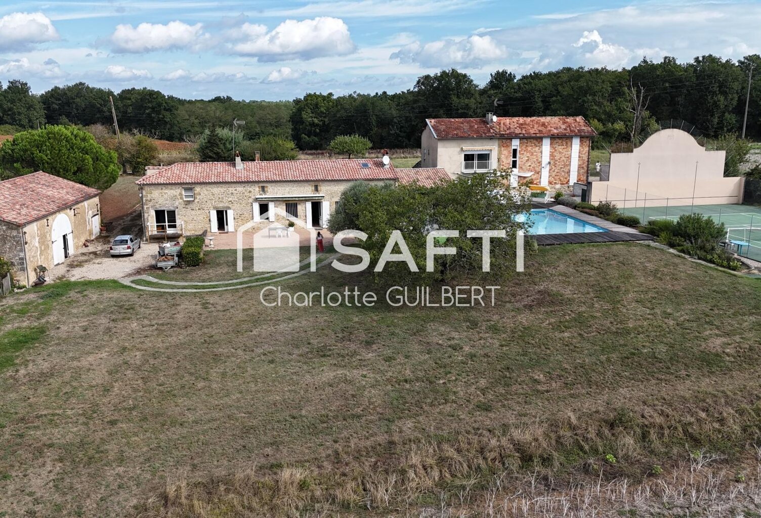 Propriété Deux habitations  Piscine & dépendances — photo 1