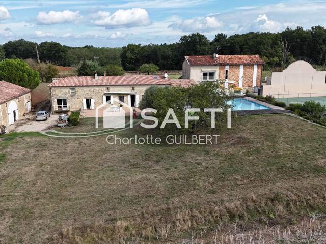 Propriété Deux habitations  Piscine & dépendances — photo du bien