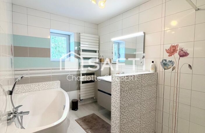 Propriété Deux habitations  Piscine & dépendances — photo 4