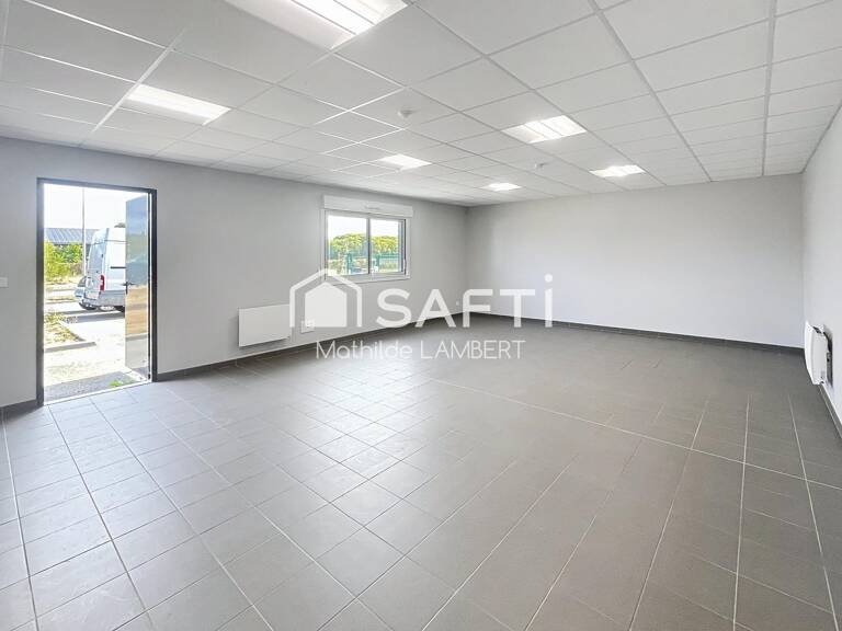 À louer  Bureau de 50 m²  à Pontchâteau — photo 1