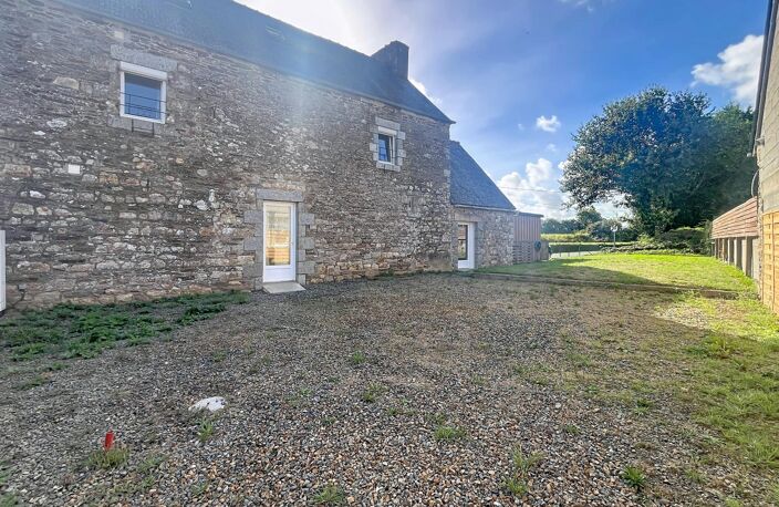 Coup de cœur pour cette charmante maison en pierre au cœur de Brélidy ! — photo 2