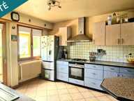 Trop tard ! SOUS OFFRE  Maison familiale avec atelier de 65 m², terrain et vue montagnes — photo 3