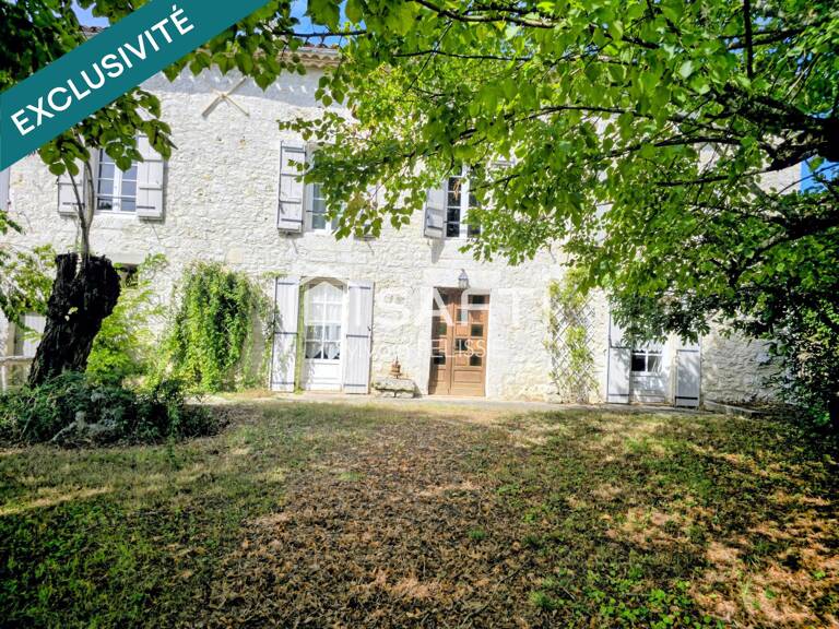 "L'espace d'un domaine, le charme de la pierre et la liberté de 2 hectares : votre nouvelle vie commence ici." — photo 1