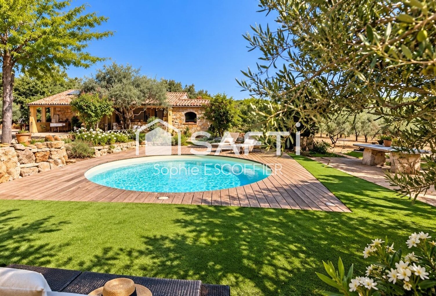 .DRAGUIGNAN  MAISON EN PIERRE DE 87 M² SUR 1,2 HECTARE DE NATURE PRÉSERVÉE — photo 1