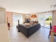 Maison de plain-pied  102 m²  3 chambres + bureau  Terrain de 857 m² — photo 4