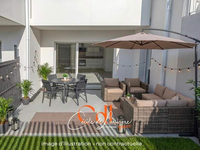 Investissement idéal, plein centre-ville et plein Sud avec terrasse et jardinet ! — photo du bien