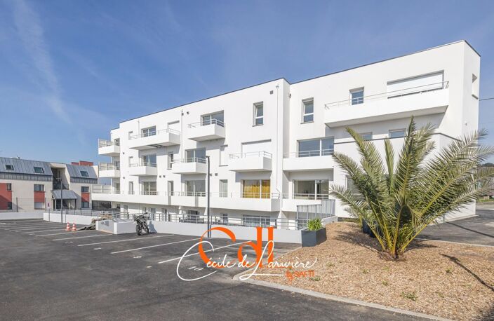 Investissement idéal, plein centre-ville et plein Sud avec terrasse et jardinet ! — photo 5