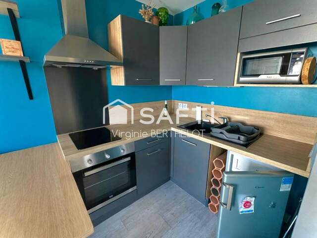 NIORT  / APPARTEMENT /  UNE CHAMBRE / BALCON / CAVE / PLACE DE PARKING ! — photo du bien