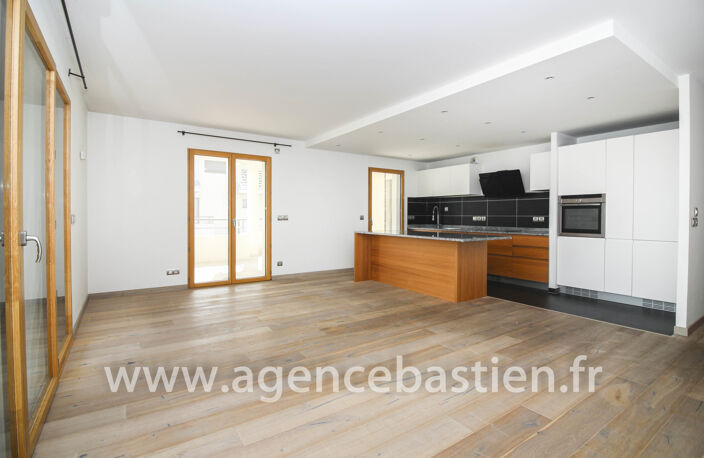 DIVONNE-LES-BAINS   Appartement 4 pièces 90,39 m2   Terrasse — photo 2