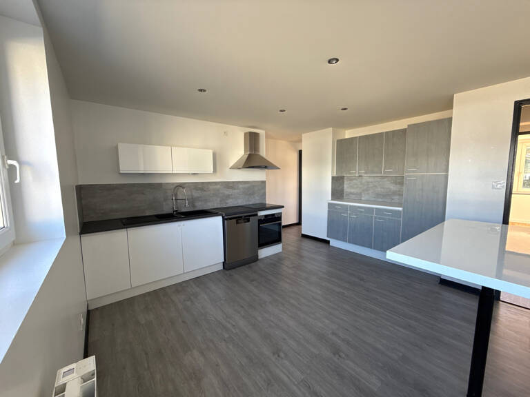 APPARTEMENT RECENT AVEC BALCONS — photo 1
