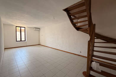 Appartement 3 pièces 700 €