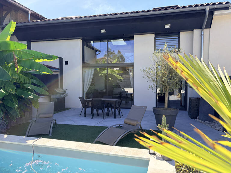 MAISON 4 PIÈCES 131M2  FAREINS — photo 1
