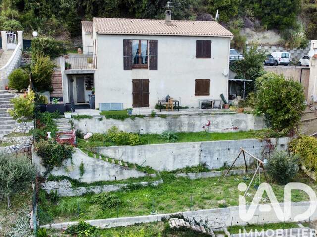Vente Maison traditionnelle 4 pièces — photo du bien