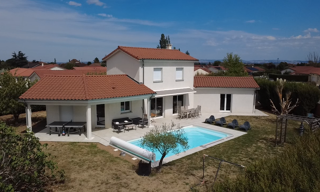 Maison 4 Pièces 122 m² à vendre à Saint-Cyr-de-Favières (42123)