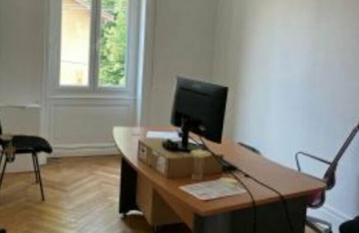 BUREAUX à LOUER — photo 3