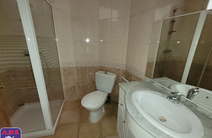 Location appartement 2 pièces 40 m² à Lavelanet (09300) — photo 3