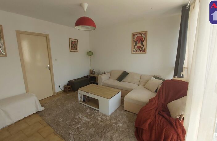 Location appartement 2 pièces 45 m² à Tarascon-sur-Ariège (09400) — photo 2