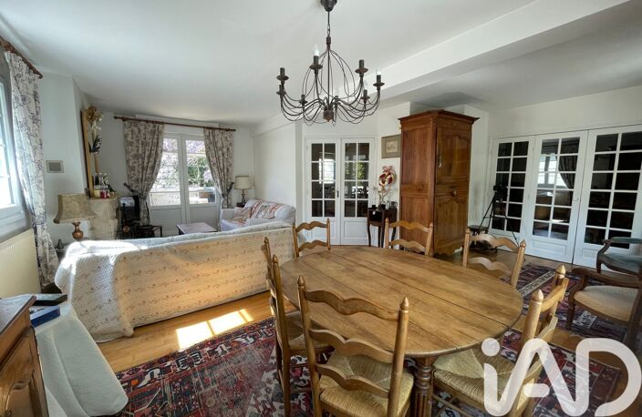 Vente Maison de ville 8 pièces — photo 2