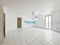Appartement duplex 79m² 3 chambres Coeur de ville Aubergenville — photo 2