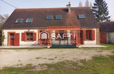 Maison de caractère avec double garage, combles aménageables et terrain. — photo du bien