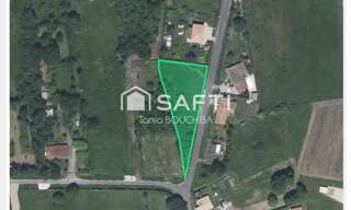 Terrain  1803 m² à vendre à Ambarès-et-Lagrave (33440)