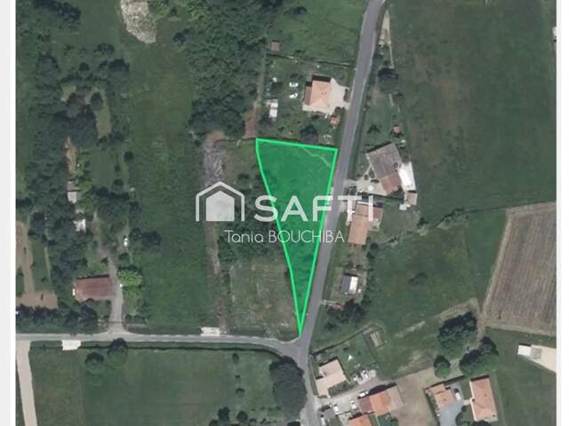 Terrain constructible dans secteur recherché — photo du bien
