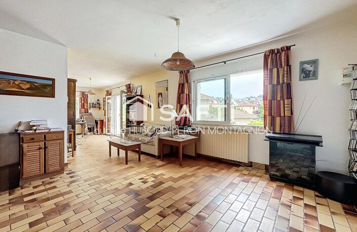 Rare, maison de ville sans vis à vis avec grande terrasse et garage, centre ville à pied — photo 2