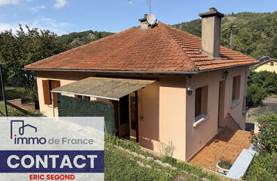 Proche centre-ville- Maison ( 104m2 habitables) avec garage et appartement. — photo du bien
