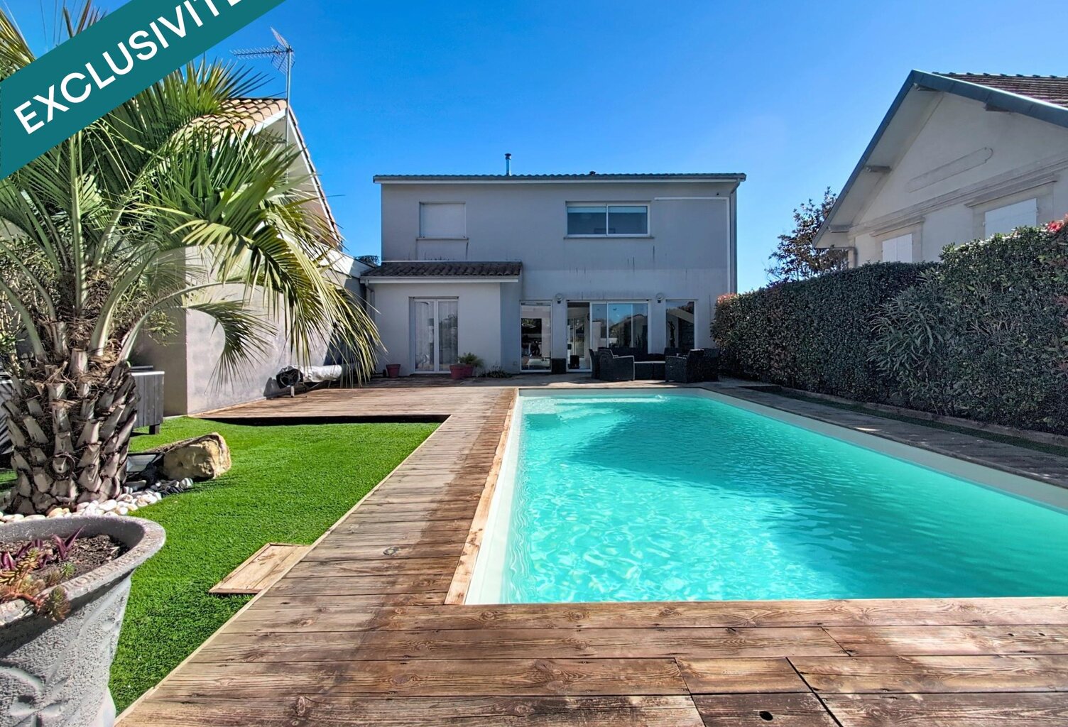 Maison contemporaine avec piscine, studio indépendant et garage — photo 1