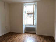 Castelmoron, maison de 57 m2 avec garage dans rue calme. Excellent état de présentation, lumineux. — photo 4