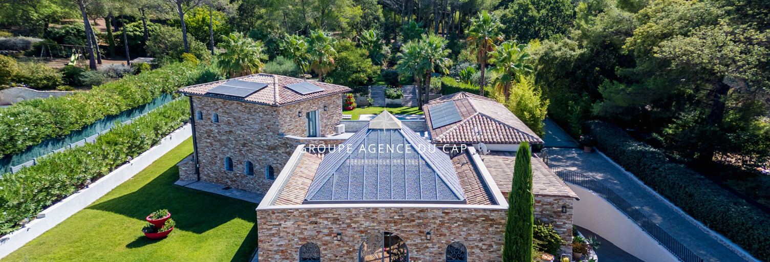 Maison 7 Pièces 270 m² à vendre à Fréjus (83600)