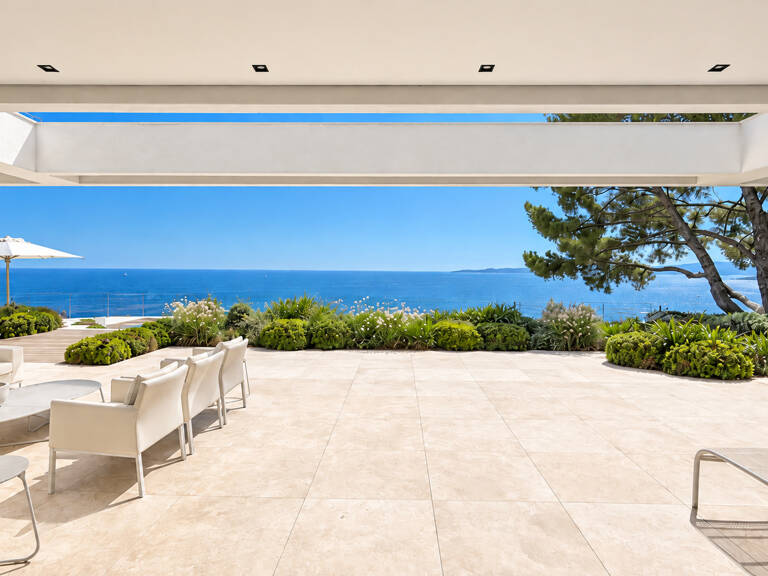 VUE MER PANORAMIQUE GOLFE DE ST TROPEZ PROPRIETE EXCEPTIONNELLE 6 CHAMBRES PISCINE TOUT A PIED — photo 1
