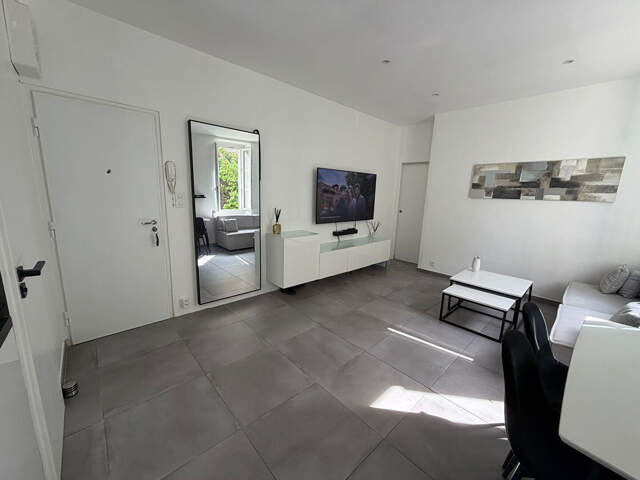 A VENDRE-  APPARTEMENT TYPE 2 ULTRA-CENTRE - CARRY-LE-ROUET — photo du bien