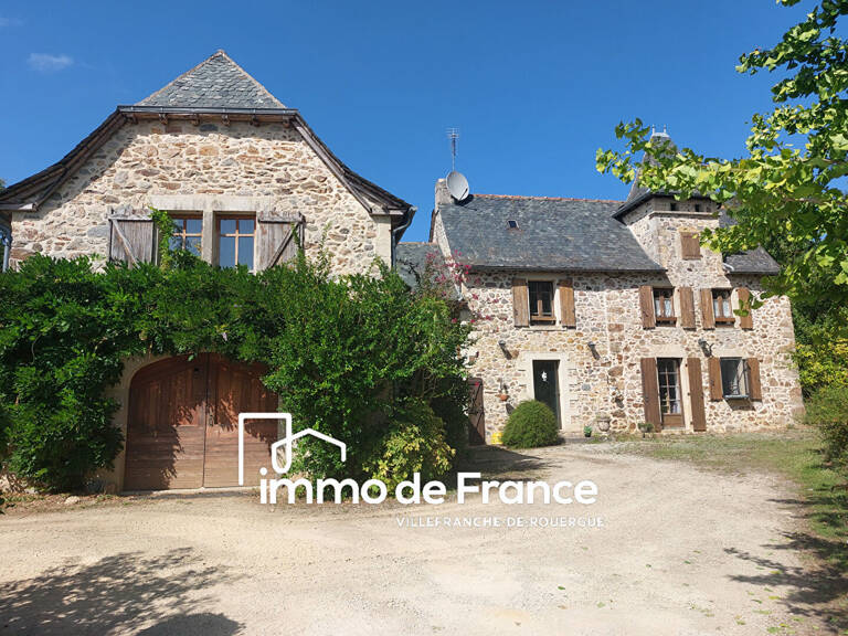 ancien corps de ferme T5 sur terrain de 27638m² avec 2 chevaux — photo 1