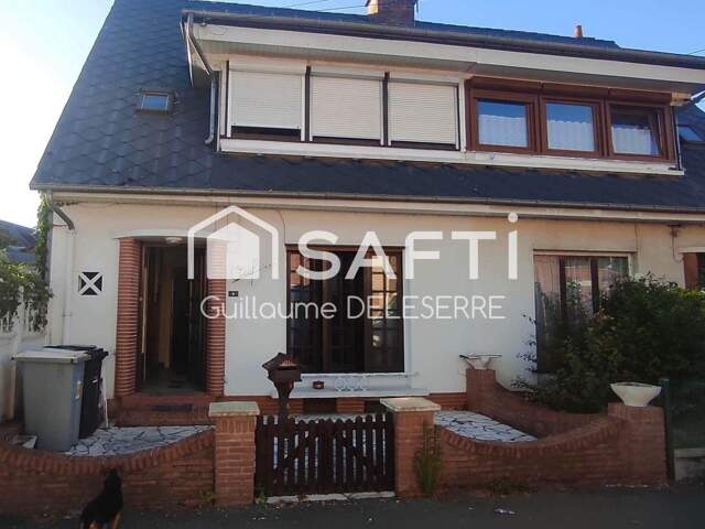 Maison de ville sur Frévent  environ 120m² , 4 chambres à l'étage toiture récente. Une belle opportunité au cœur de Frévent — photo du bien