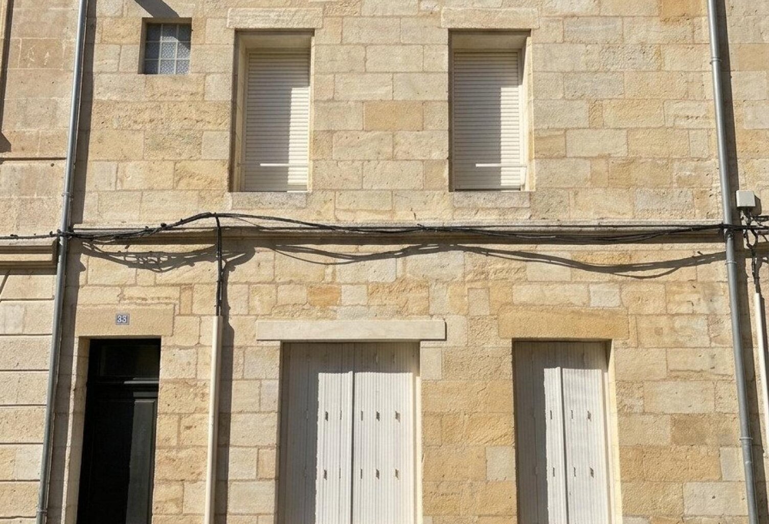 Immeuble en pierre idéal invetisseur 6.7% de rentabilité — photo 1