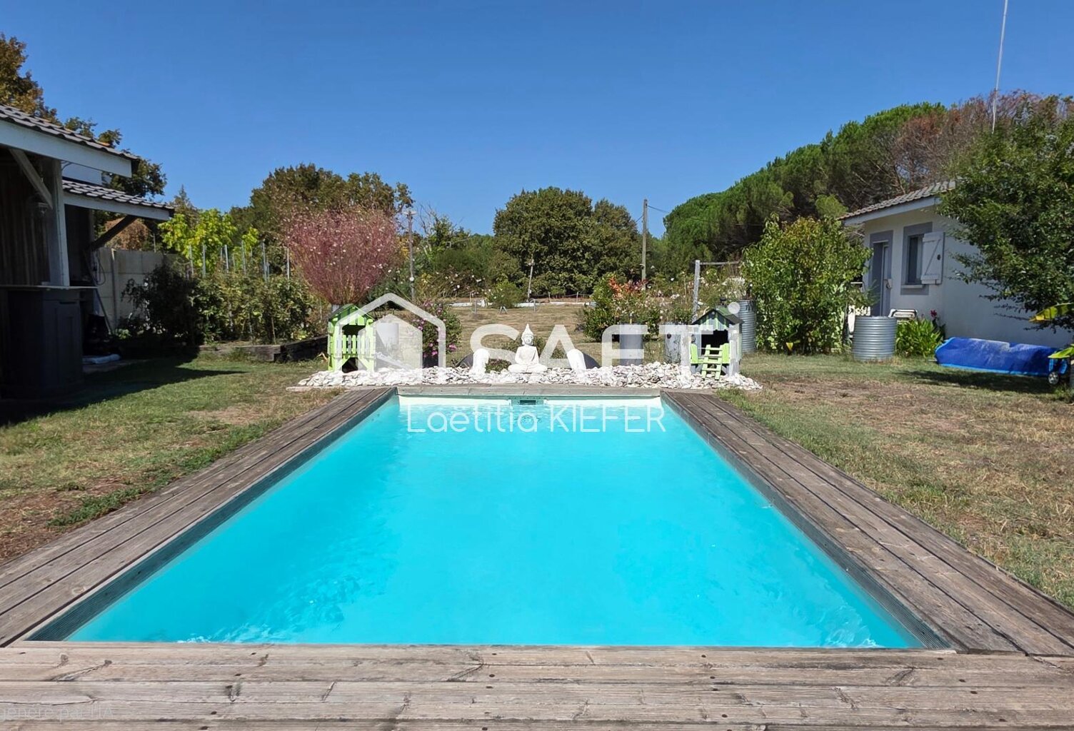 ENSEMBLE IMMOBILIER AVEC TERRAIN DE 10 700 M2 — photo 1