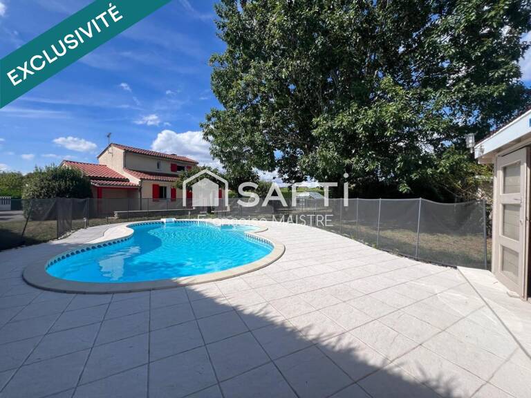 Maison 4 chambres et 1 bureau avec piscine sur 1 500 m² de terrain — photo 1