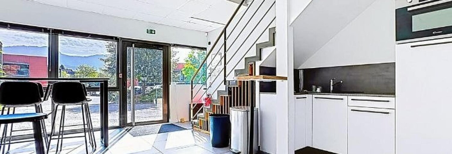 Bureau 5 Pièces 77 m² à louer à Voiron (38500)