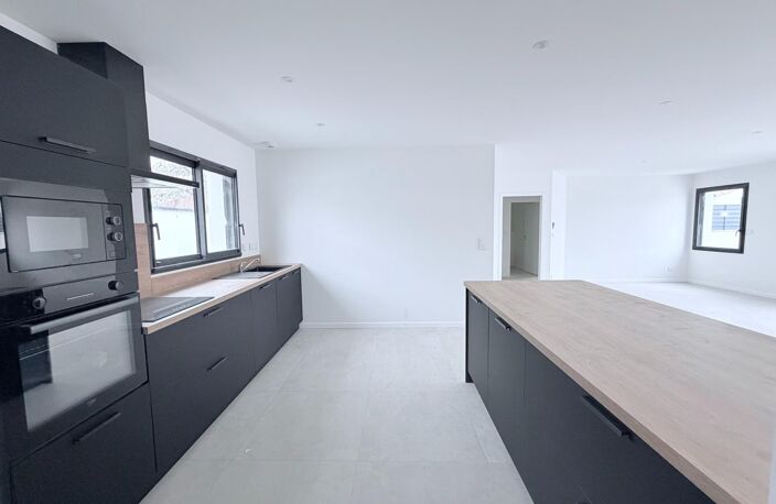 PAVILLON NEUF DE PLAIN PIED 3 CHAMBRES ET GARAGE A AIFFRES ! — photo 2