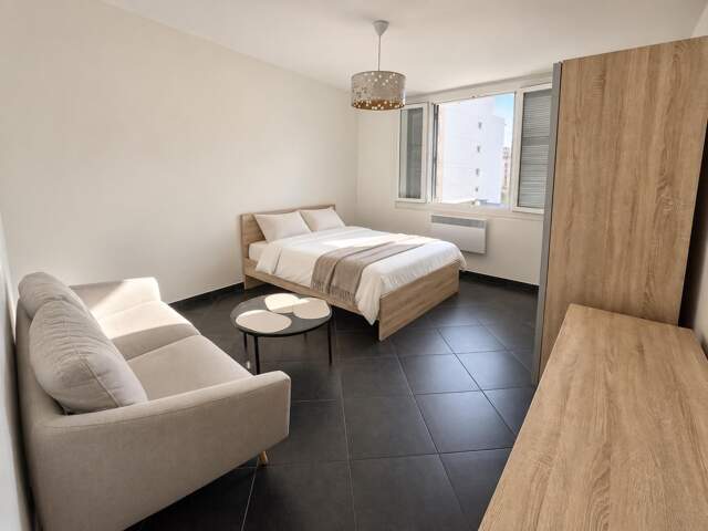 BASTIA CENTRE-VILLE  T1 BIS DE 30 M² AVEC TERRASSE  119 900 € — photo du bien