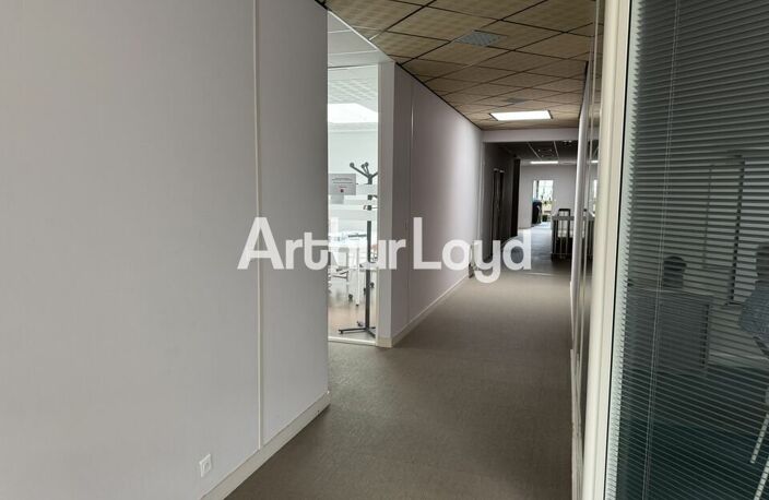 à LOUER — photo 3