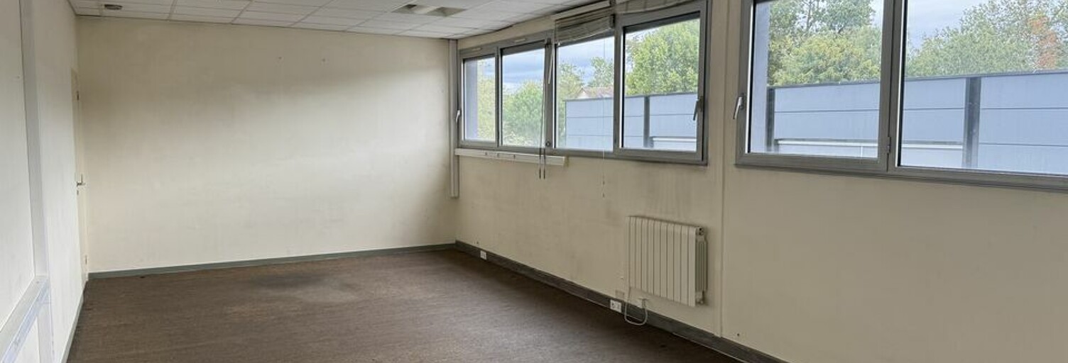 Bureau  48 m² à louer à Saint-Avertin (37550)
