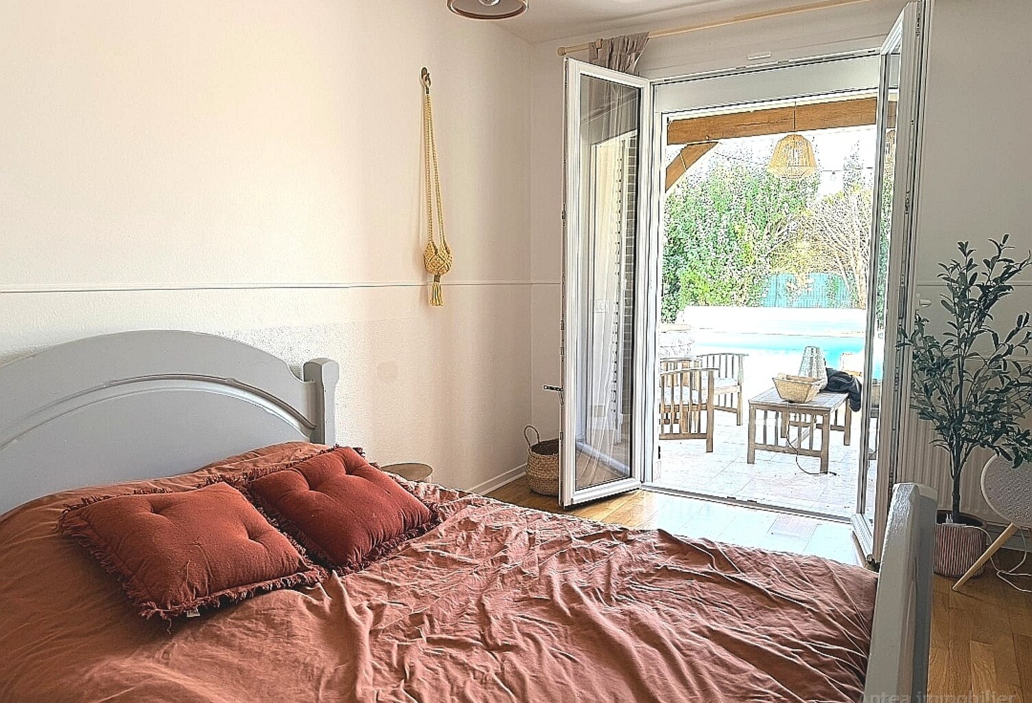 Villa avec piscine — photo 1