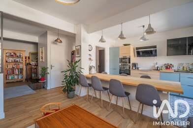 Appartement 4 pièces 300000 €