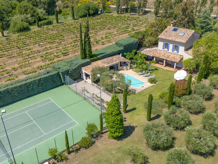 Propriété T7 de 191m2 hab sur terrain 17 573m2 avec piscine et terrain de tennis — photo 1