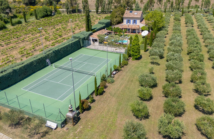 Propriété T7 de 191m2 hab sur terrain 17 573m2 avec piscine et terrain de tennis — photo 2