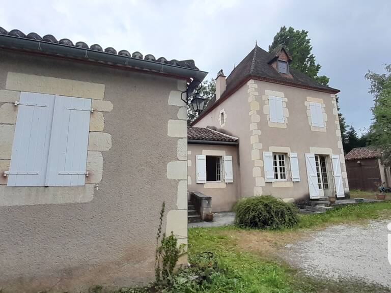 Vente Maison/villa 9 pièces — photo 1